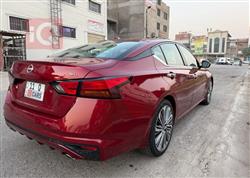 نیسان ئەلتیما